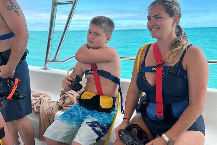 Snuba shipwreck and iguana tour Turks and Caicos