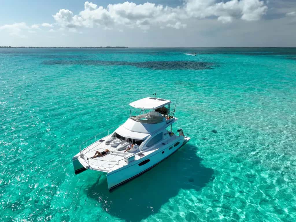 41' Catamaran Yacht — zarp 02