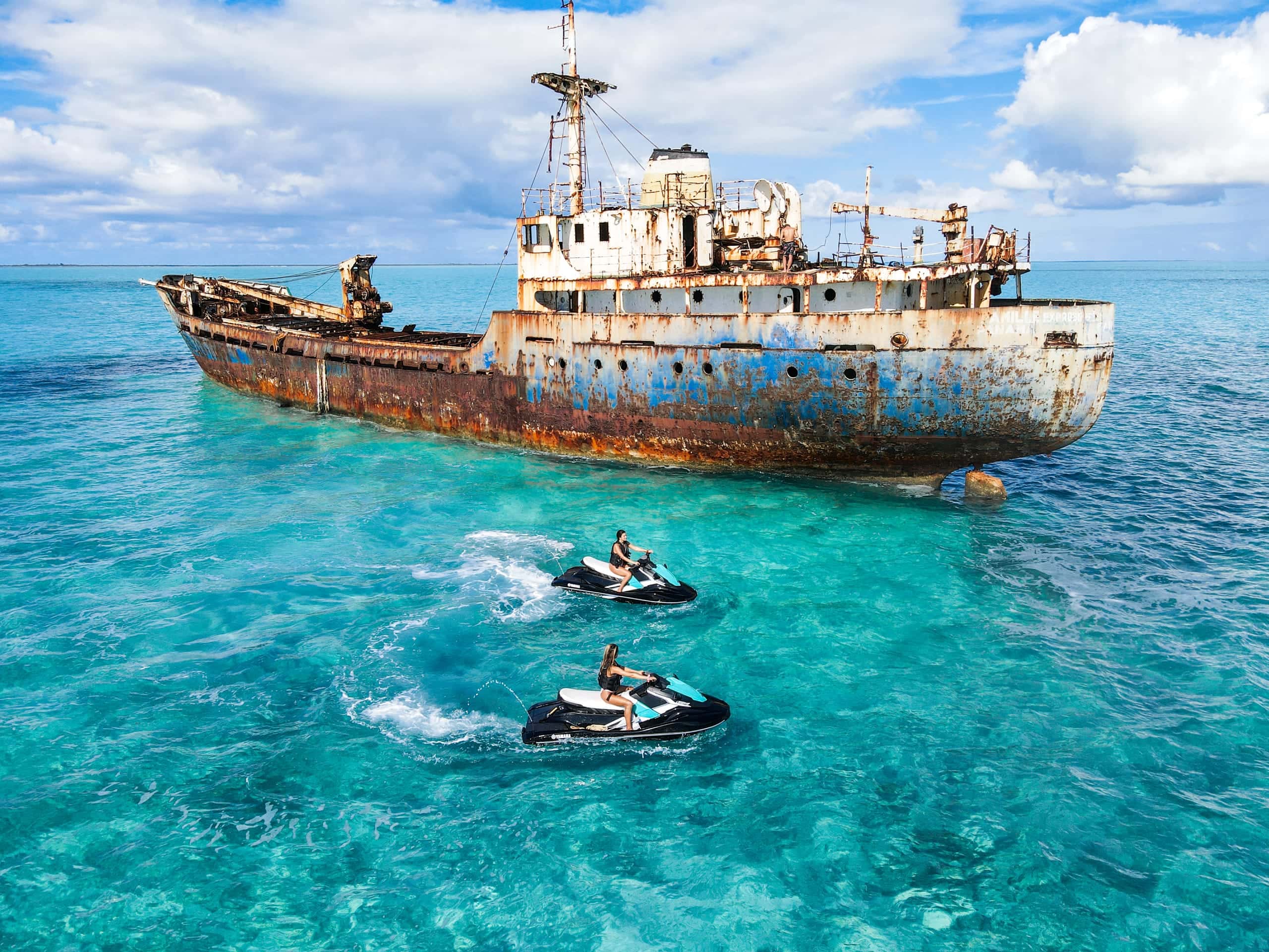 shipwreck tour hero